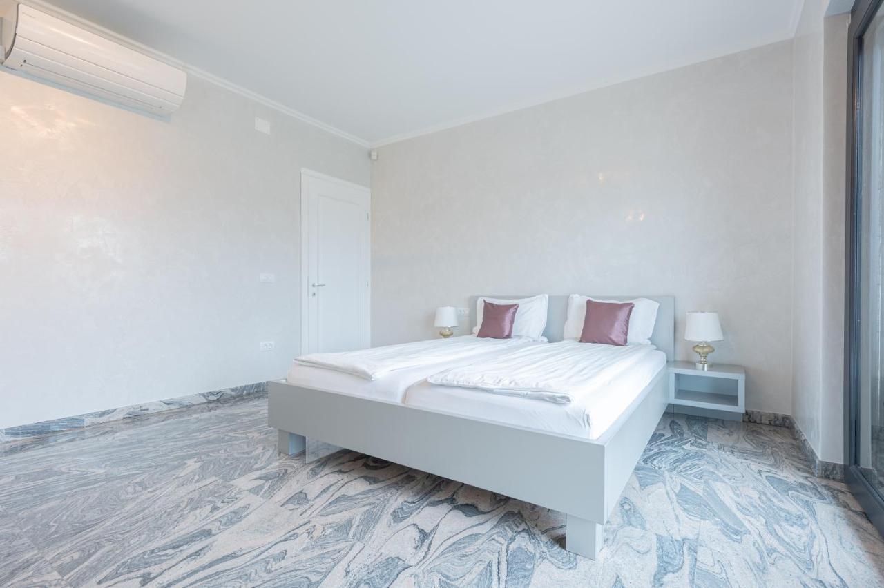 Appartamento Casa Fischer Ciheiu Esterno foto