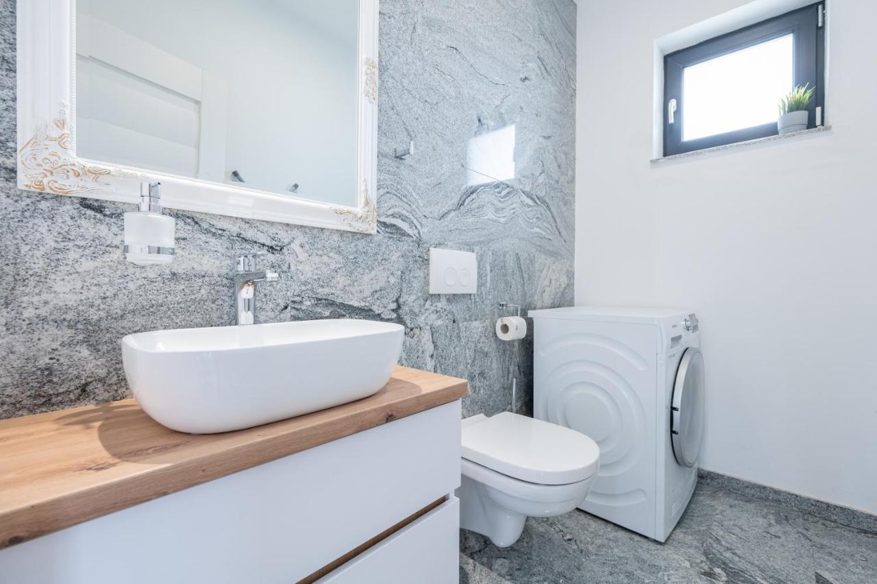 Appartamento Casa Fischer Ciheiu Esterno foto
