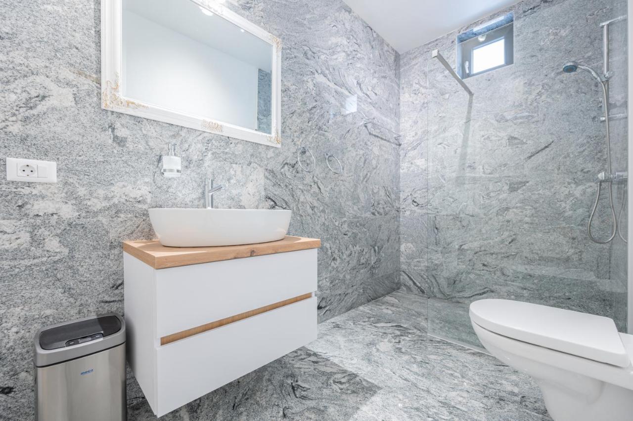 Appartamento Casa Fischer Ciheiu Esterno foto