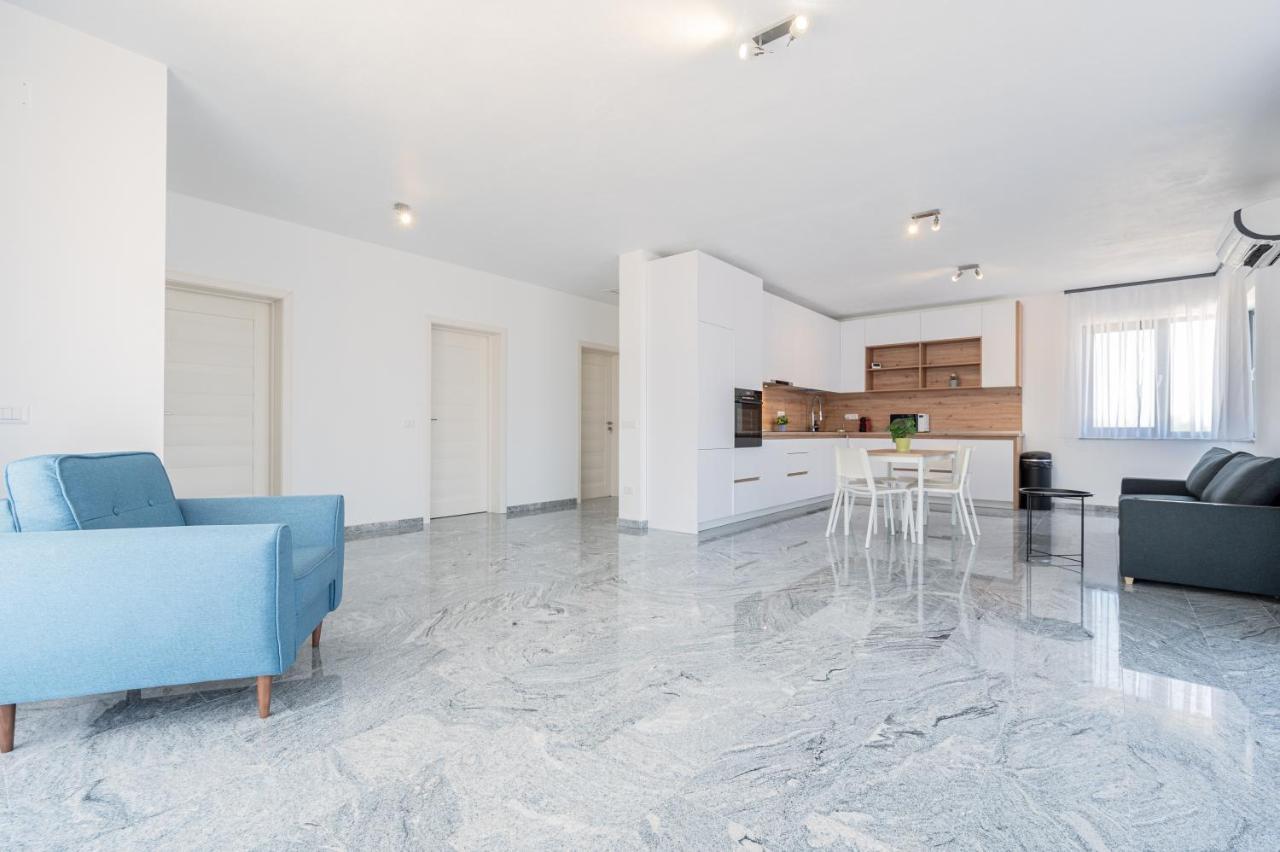 Appartamento Casa Fischer Ciheiu Esterno foto